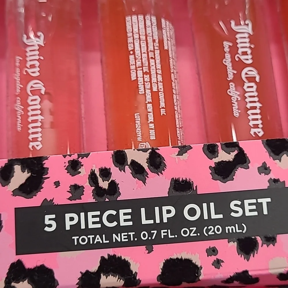 Juicy Couture 5 Piece Lip Oil Set